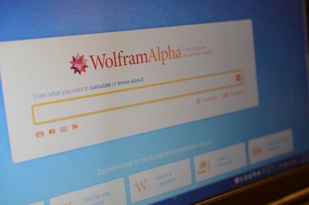 「Wolframe Alpha」の画面