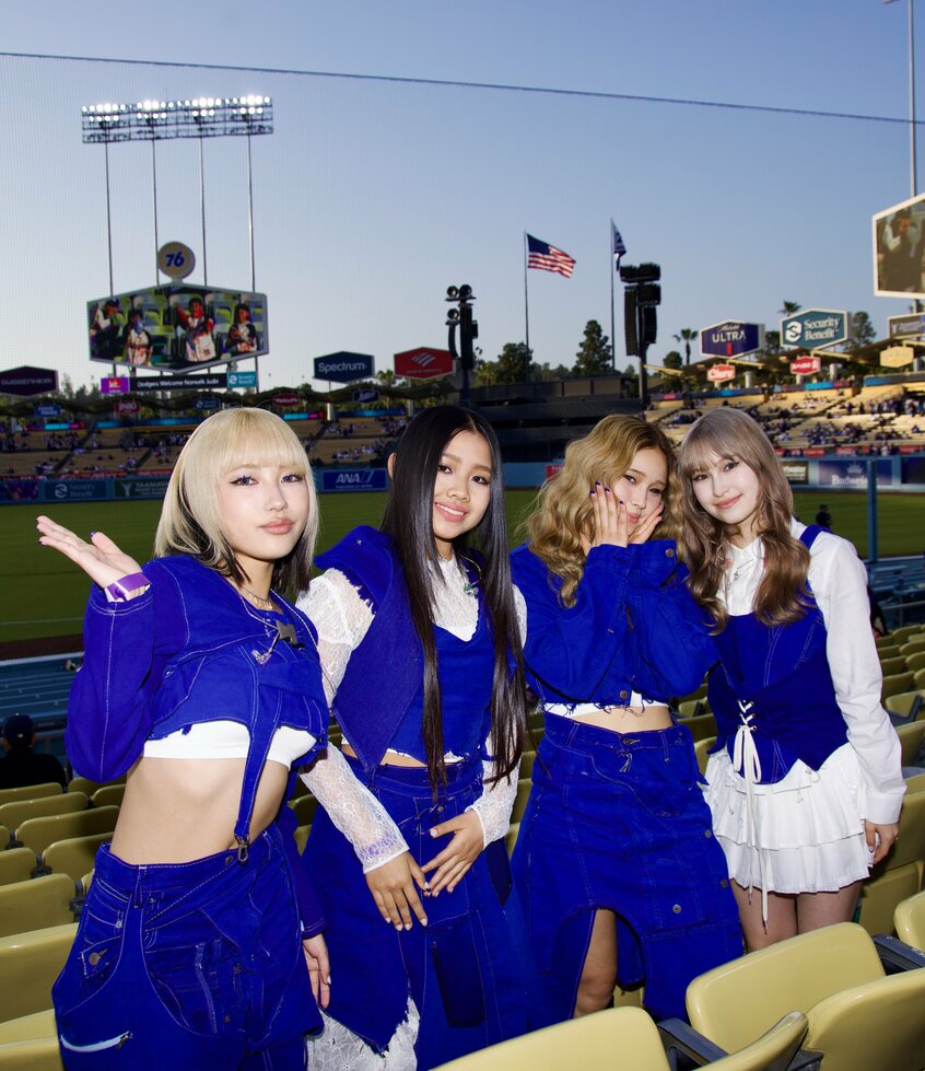 4月28日(現地時間)、ドジャースタジアムで行われたMLB公式戦で米国国歌を斉唱。パフォーマンス後、「夢のような経験でした」と語った4人。「観客の皆さんの雰囲気がまるで家族のようなフレンドリーさがあって嬉しかった」(Michelle)(写真/事務所提供)