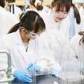 日本女子大の「理系強化」 看板学部の再編は「筆舌に尽くしがたく大変だった」