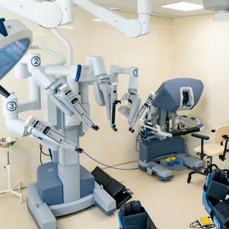【病院ランキング】ロボット手術数9疾患全国トップ15 肺がん1位名古屋大、直腸がん1位県立静岡がんセンター