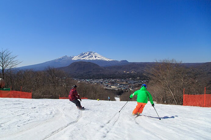 暖冬少雪でも強いのは最新の人工降雪機完備＆標高の高いスキー場　軽井沢プリンスホテルスキー場（長野）