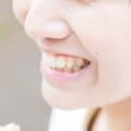 「歯ぎしり」しすぎで、かぶせものが壊れるって本当? 歯科医の答えは? セラミックは割れやすいので注意