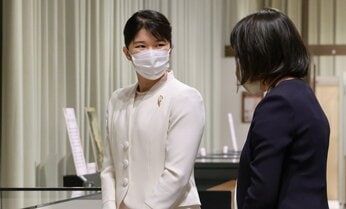 「愛子さまの古典知識は、大学院の修士レベル!」案内役の調査員をうならせた 「夢みる光源氏」展での深い会話とは?