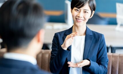 「控えめでも一目置かれる人」と「すぐナメられてしまう人」のたった1つの違いとは?