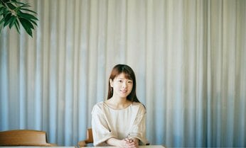 バイオリニスト・廣津留すみれに聞く「日本語を広めるアイデア」 アメリカでウケた「コーン」と「ビール」
