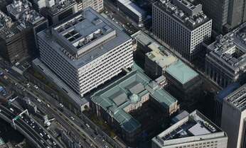 東京の病院から破綻? 長生きリスクで財政破綻におびえる日本…
