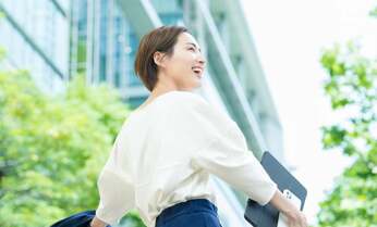 職場の素敵な人と鈍感な人「出社したら最初に何をやるか」でわかる差とは?