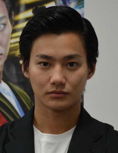俳優の野村周平