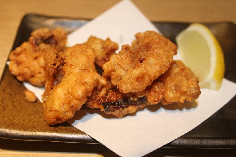 「たこの唐揚げ」。昼間のあじフライもそうだが、揚げ物も美味しかった。