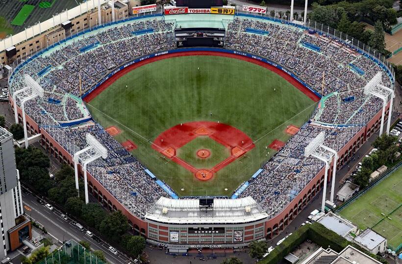 他球団のファンがより“熱狂的”になるという神宮球場