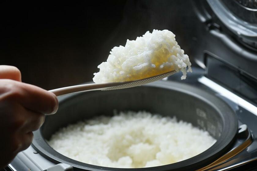 白ご飯は、おかずと一緒にとったほうが血糖値の上昇を抑えられる。白ご飯を食べすぎないことがポイントだ（撮影／写真映像部　東川哲也）
