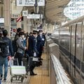 お盆は実家に家族が集まるけど…あなたは帰省したい?帰省してほしい? 帰る側と迎える側、互いの本音は【AERAアンケート】