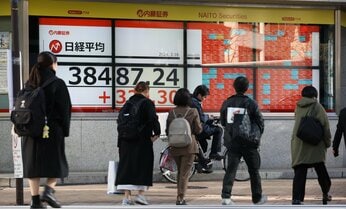 日経平均の史上最高値更新は通過点なのか 専門家が警戒する「強欲インフレ」とは