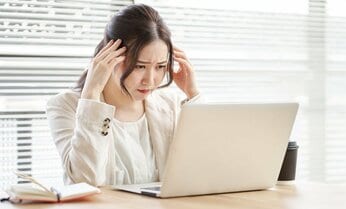 【医師解説】締め切りに追われ適応障害の55歳女性 抗うつ薬に加えて効果があった漢方薬とは?