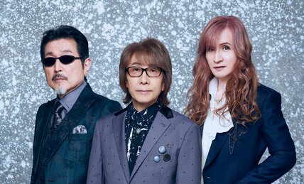 THE ALFEEが語る音楽愛「ステージは生もの」 3人が選んだ喜劇と奇跡とテーマ曲