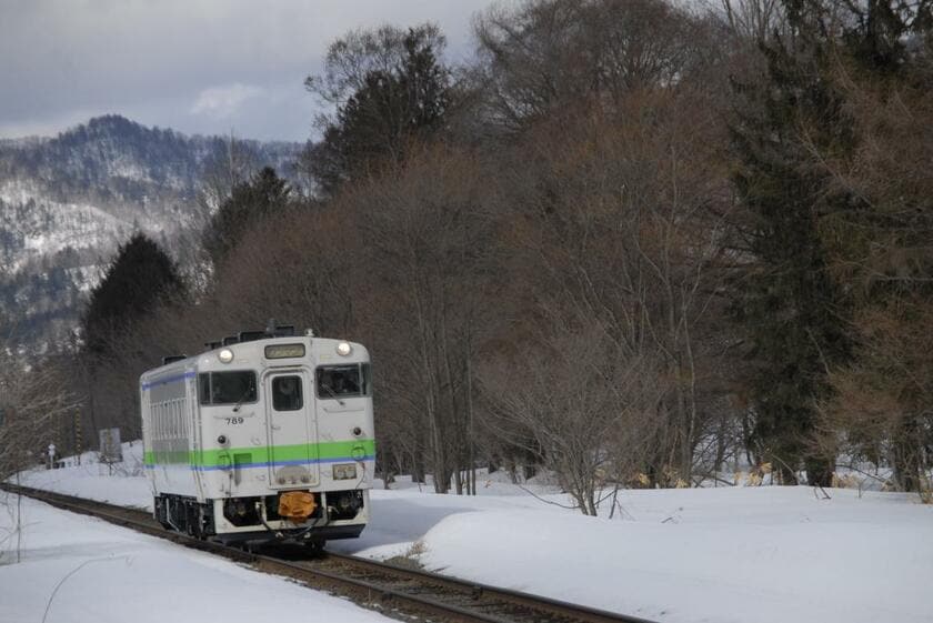 ３月３１日にラストランを迎える石勝線夕張支線。住民の足が、また一つ消える。廃線の決定以降、全国から鉄道ファンが駆けつけている（写真：ＪＲ北海道）