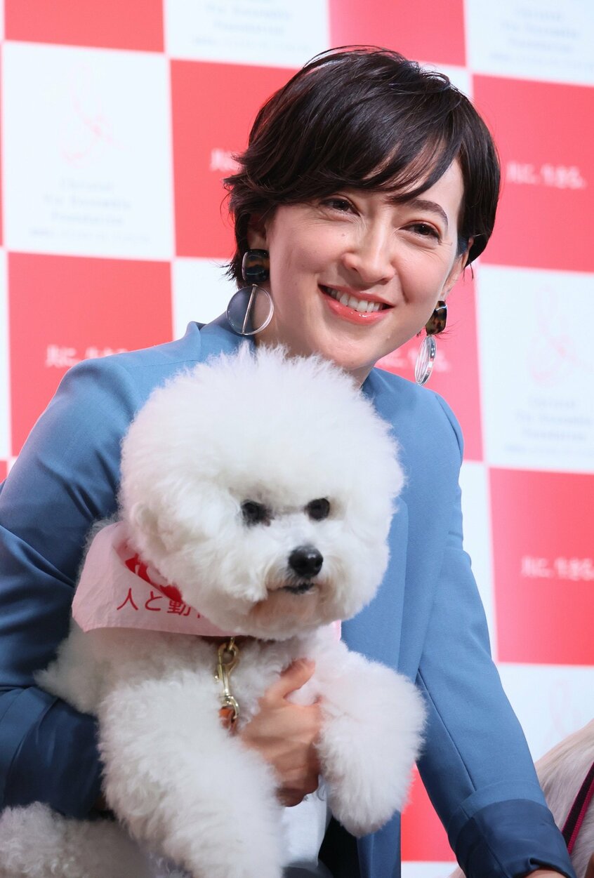 「政治家の妻」としては表にあまり出てこないという滝川クリステル(写真:つのだよしお/アフロ)