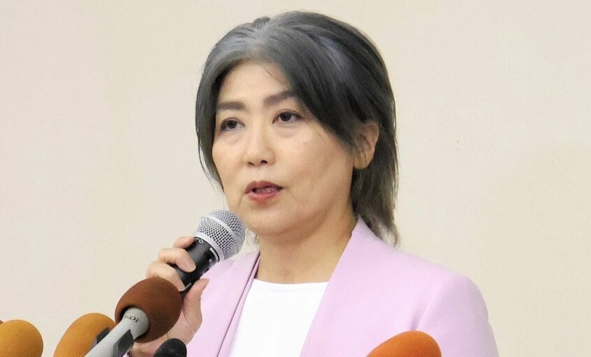 会見して辞職を表明した伊東市の田久保市長