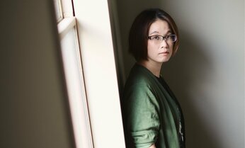 津村記久子の短編小説集『うそコンシェルジュ』 “うそ”で困り事を解決できる理由とは?