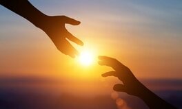 「ごほうび」だったオーバードーズ 痛みを知っているからこそ差し出せる、支援スタッフの温かい手