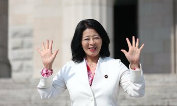 エッフェル、密会、秘書給与詐取事件…広瀬めぐみ氏は自民党離党でも歳費、期末手当はそのまま