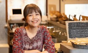 マサラチャイからネパールラム酒・シナモンチャイまで　旅の記録とアイデアあふれるチャイレシピ集