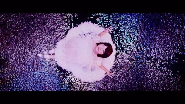 乃木坂46 ドキュメンタリー映画主題歌「悲しみの忘れ方」ずぶ濡れMV公開