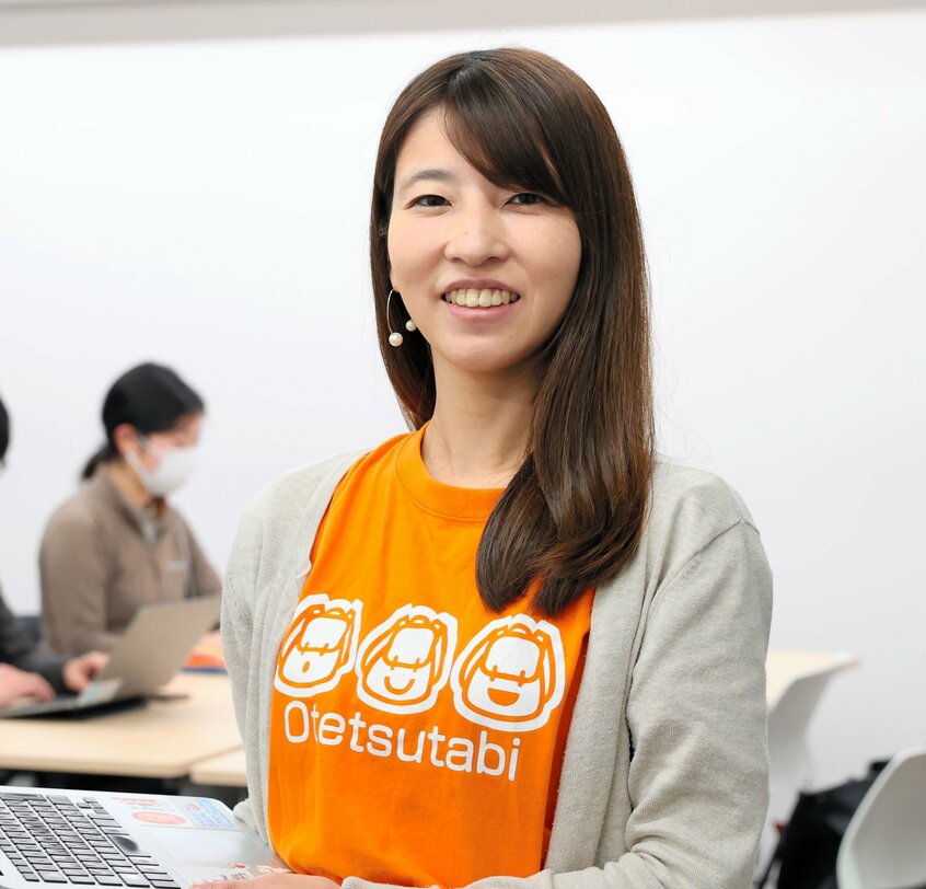 永岡里菜さん(34)(ながおか・りな)/1990年、三重県生まれ。千葉大学教育学部卒。東京のイベント企画・制作会社でディレクターとして勤務。2017年にベンチャー企業へ移り、和食を普及させる取り組みを農林水産省とともに担う。18年に「おてつたび」を設立