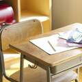 学校の先生が忙しすぎる プリント、集金… 校務に追われ授業準備ができない
