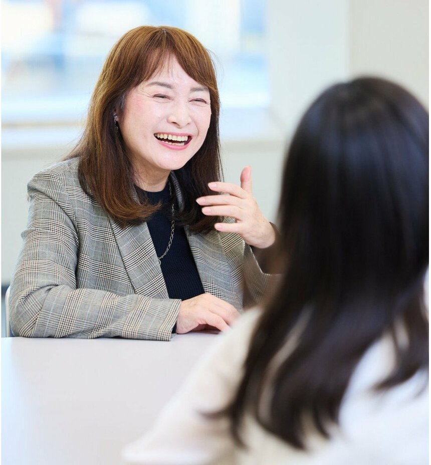 佐藤亮子さんと長女