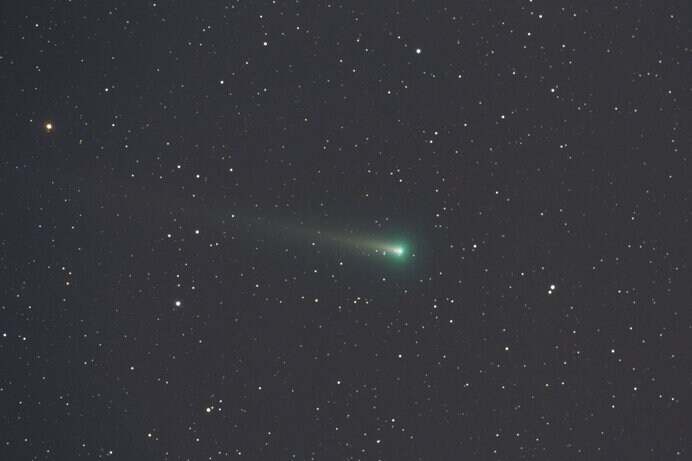 新参のほうき星・レナード彗星。年末、目視できるかも？