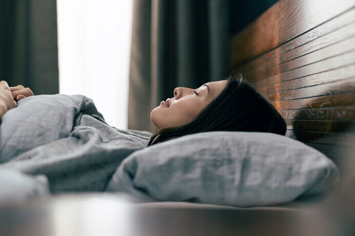 十分な睡眠がトレーニング効果を高めます