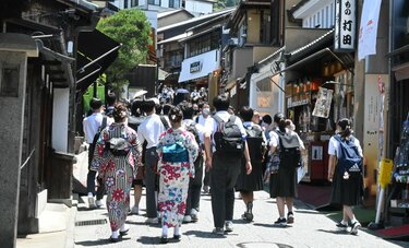 〈先週に読まれた記事ピックアップ〉特別支援学校の修学旅行がピンチ、旅行会社に断られるのが常態化　「添乗員なし」で教員は負担増