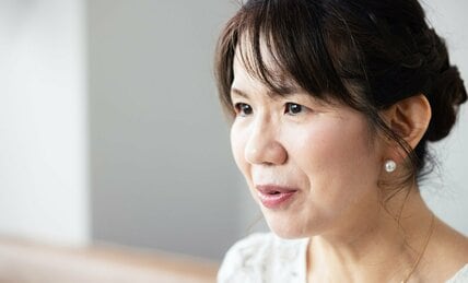 豊田真由子が見たセクハラ横行の自民党「年配の男性議員に手を握られ…」“過剰順応”する女性議員の現実