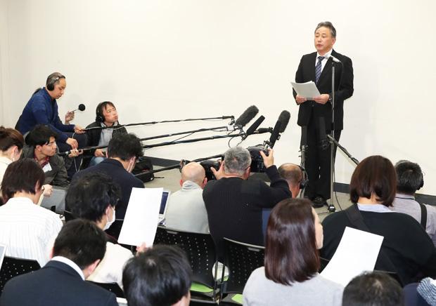 第三者委員会の報告書を公表する日本体操協会幹部　（ｃ）朝日新聞社