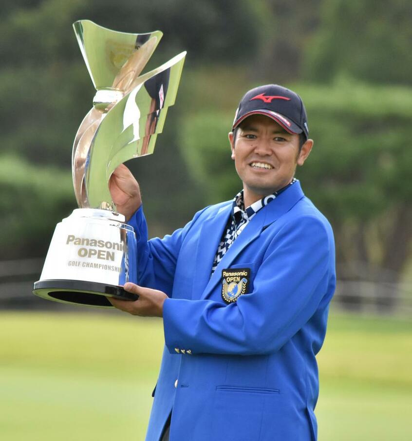 武藤ちゃん、まだまだいけるねっ (c)朝日新聞社