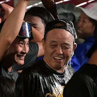 阪神優勝の立役者、岡田監督の巧みな起用法&Z世代も“惚れる”選手掌握術 将来的に“大役”に推す声