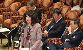 片山さつき地方創生相は迫力不足の野党におトボケ 「京成上野駅で待ち合わせて北京に」“元秘書”が証言