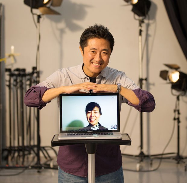 映画監督の想田和弘さん（上）と、コンテンポラリーダンサーの柏木規与子さん夫妻（撮影／写真部・加藤夏子）