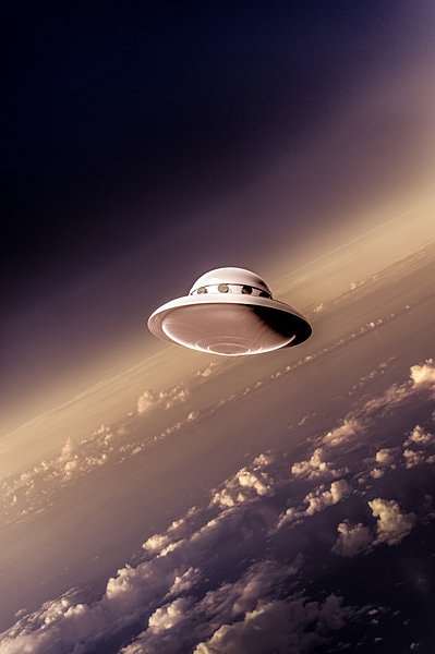 UFOは本当に存在するのでしょうか？