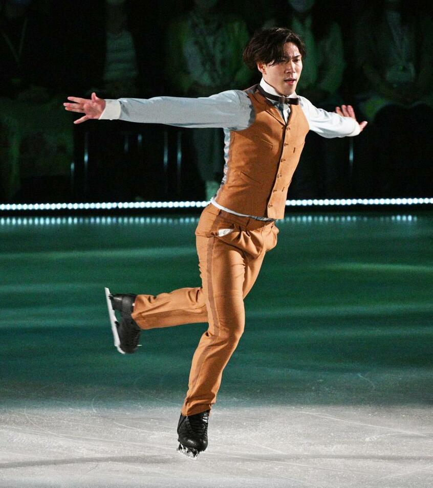 4月にプロ転向を発表した2018年平昌五輪代表・田中刑事は伸びのある滑りを披露した