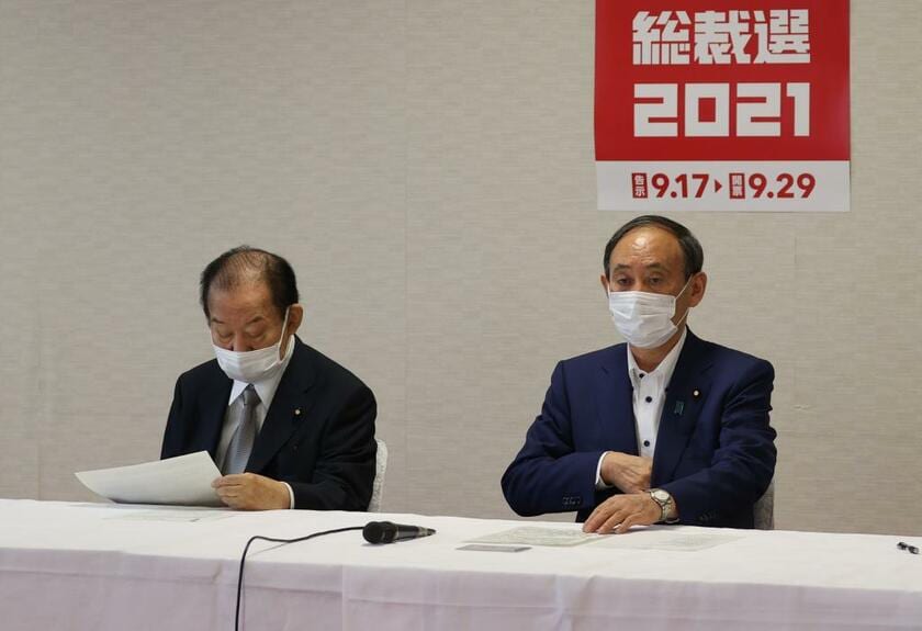 菅義偉前首相と二階俊博前幹事長