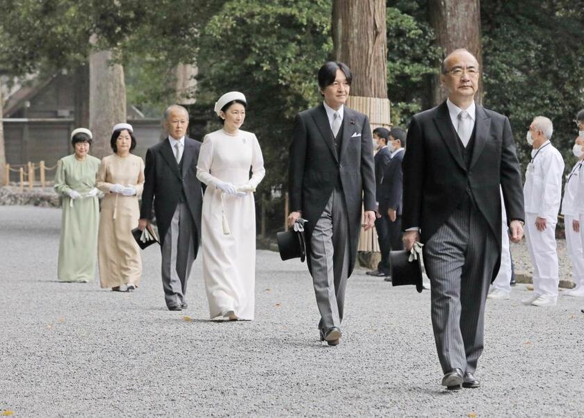 ４月２１日、伊勢神宮外宮に参拝した秋篠宮ご夫妻