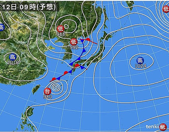 １２日から１３日　前線が日本付近を通過