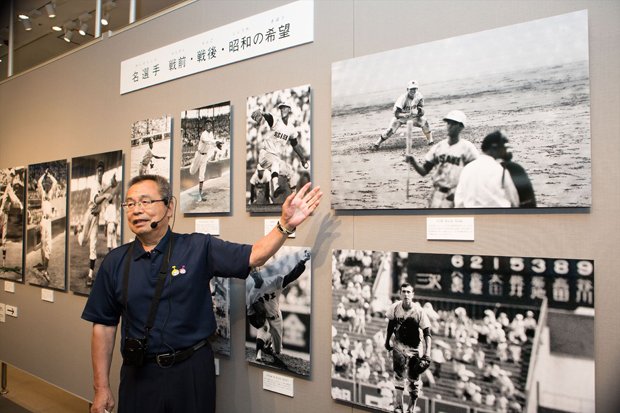 太田幸司投手と投げ合った延長１８回の決勝の思い出を語る井上明さん（撮影／小原雄輝・写真部）