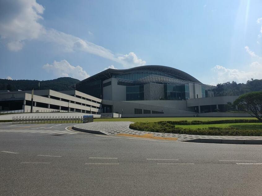 合同結婚式が開かれる韓国の旧統一教会の施設「清心平和ワールドセンター」
