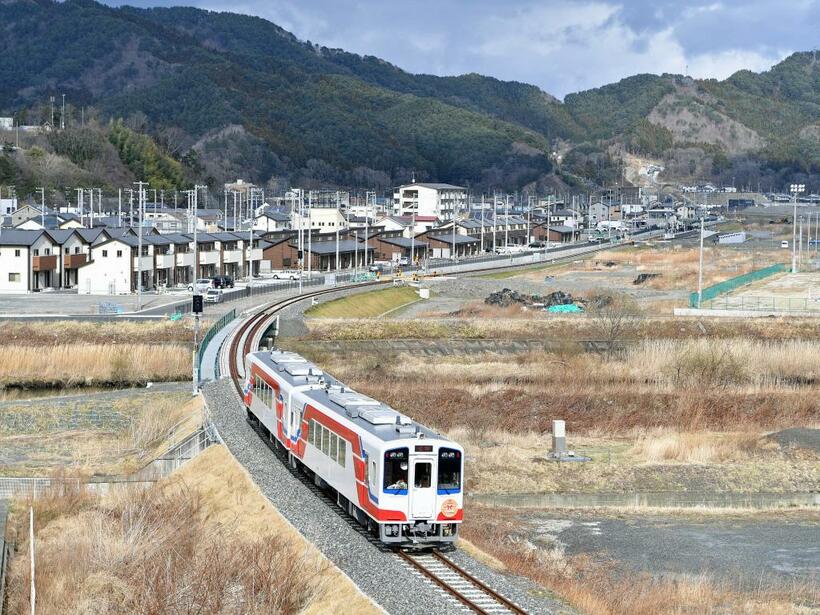 私鉄最長の鈍行列車が走る三陸鉄道。山田線が組み込まれたことで、全区間が三陸鉄道の路線となった　(C)朝日新聞社