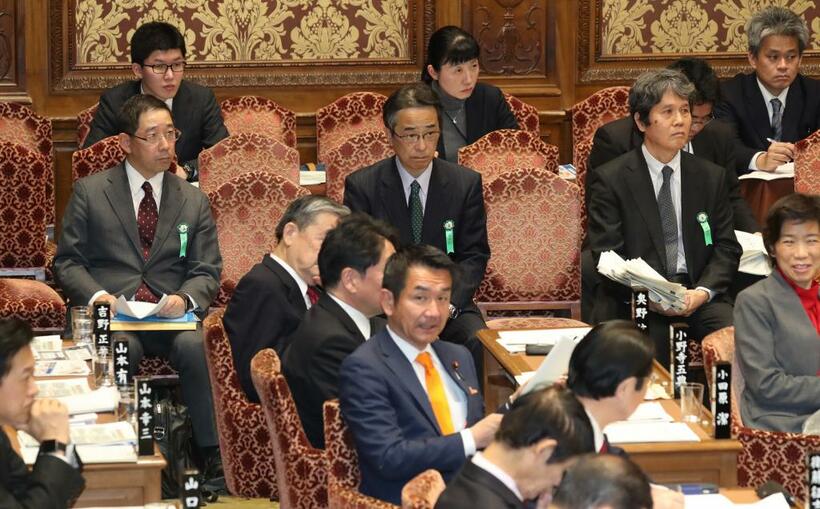 統計不正問題が焦点となった衆議院予算委員会　（ｃ）朝日新聞社