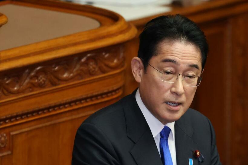 参院本会議で代表質問に答弁する岸田文雄首相＝２０２３年１月２６日