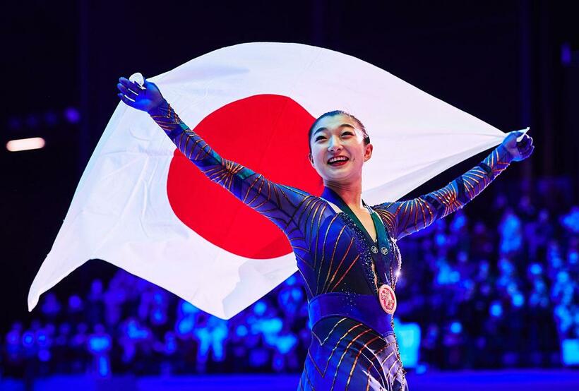 坂本花織／合計２３６．０９点で、女子シングルの金メダルを獲得した。ＳＰ８０．３２点、フリー１５５．７７点もともに１位だった（Ｉｎｔｅｒｎａｔｉｏｎａｌ　Ｓｋａｔｉｎｇ　Ｕｎｉｏｎ　ｖｉａ　Ｇｅｔｔｙ　Ｉｍａｇｅｓ）